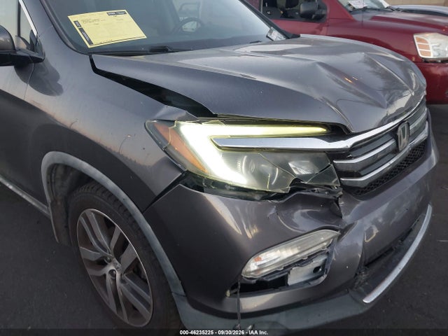 Honda Pilot Elite 2017 5FNYF6H01HB015774 Image 17