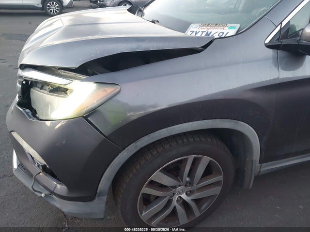 Honda Pilot Elite 2017 5FNYF6H01HB015774 Image 18