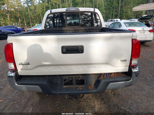 46235227 :رقم المزاد ، 5TFCZ5AN6HX062564 vin ، 2017 Toyota Tacoma Sr5 V6 مزاد بيع