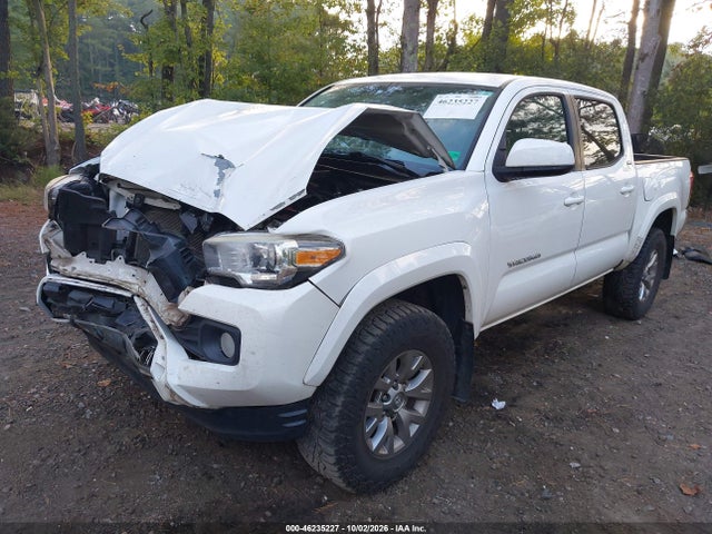 46235227 :رقم المزاد ، 5TFCZ5AN6HX062564 vin ، 2017 Toyota Tacoma Sr5 V6 مزاد بيع