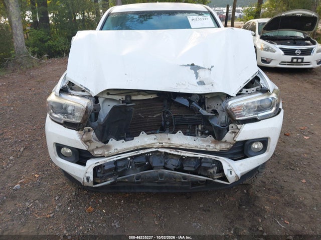 46235227 :رقم المزاد ، 5TFCZ5AN6HX062564 vin ، 2017 Toyota Tacoma Sr5 V6 مزاد بيع
