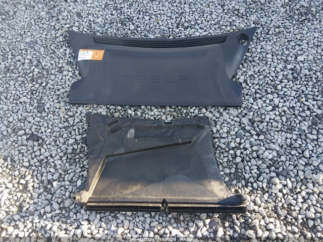 46235234 :رقم المزاد ، 5YJSA1E28HF223745 vin ، 2017 Tesla Model S 100d/60d/75d/90d/p100d مزاد بيع