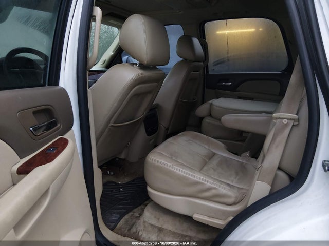 2010 Chevrolet Tahoe Lt მანქანა იყიდება აუქციონზე, vin: 1GNMCBE33AR186158, აუქციონის ნომერი: 46235258
