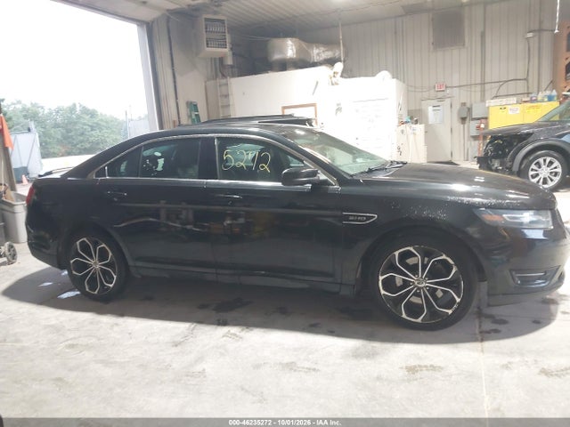 46235272 :رقم المزاد ، 1FAHP2KT0DG180181 vin ، 2013 Ford Taurus Sho مزاد بيع