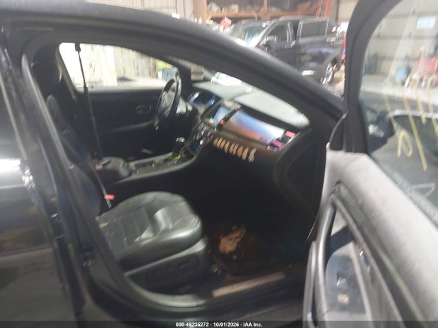 46235272 :رقم المزاد ، 1FAHP2KT0DG180181 vin ، 2013 Ford Taurus Sho مزاد بيع