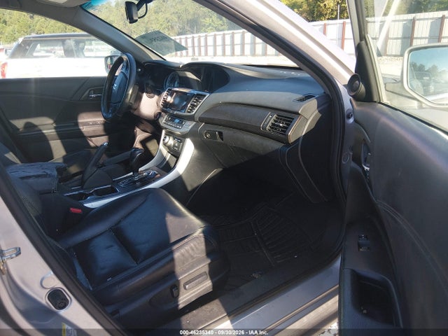 46235340 :رقم المزاد ، 1HGCR3F95FA005662 vin ، 2015 Honda Accord Touring مزاد بيع