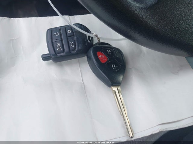 46235352 :رقم المزاد ، JTDBT923884029701 vin ، 2008 Toyota Yaris مزاد بيع