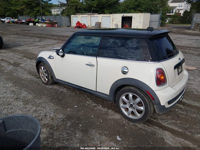 Продаж на аукціоні авто 2010 Mini Cooper S, vin: WMWMF7C53ATZ69420, номер лоту: 46235408