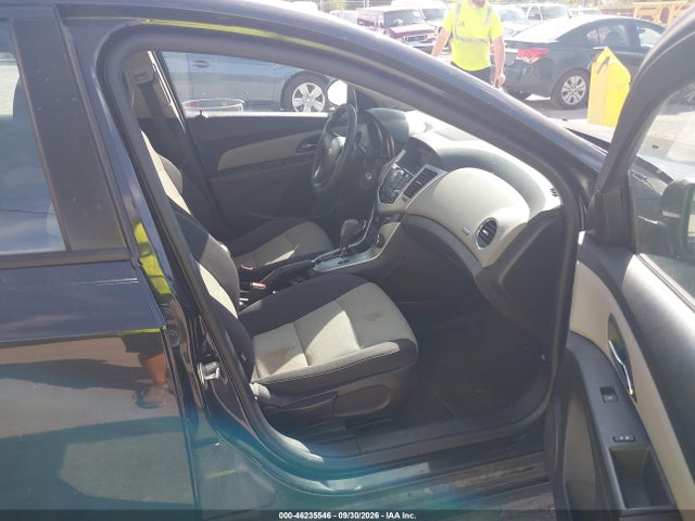Продажа на аукционе авто 2015 Chevrolet Cruze Ls Auto, vin: 1G1PA5SG2F7130440, номер лота: 46235546