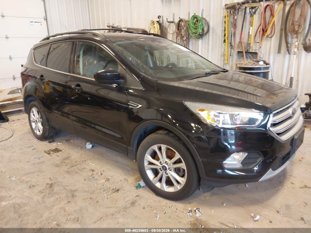 46235603 :رقم المزاد ، 1FMCU9GD5JUC91180 vin ، 2018 Ford Escape Se مزاد بيع