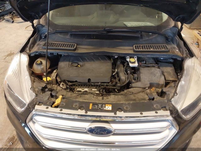 46235603 :رقم المزاد ، 1FMCU9GD5JUC91180 vin ، 2018 Ford Escape Se مزاد بيع