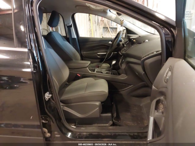 46235603 :رقم المزاد ، 1FMCU9GD5JUC91180 vin ، 2018 Ford Escape Se مزاد بيع