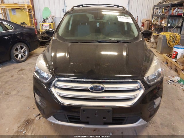 46235603 :رقم المزاد ، 1FMCU9GD5JUC91180 vin ، 2018 Ford Escape Se مزاد بيع