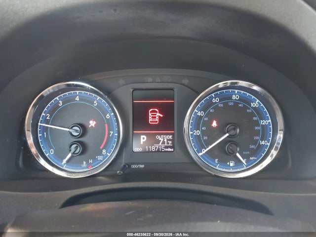 2T1BURHE9KC233322 Toyota COROLLA LE