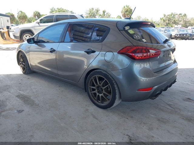 2016 Kia Forte Sx მანქანა იყიდება აუქციონზე, vin: KNAFZ5A33G5536697, აუქციონის ნომერი: 46235626
