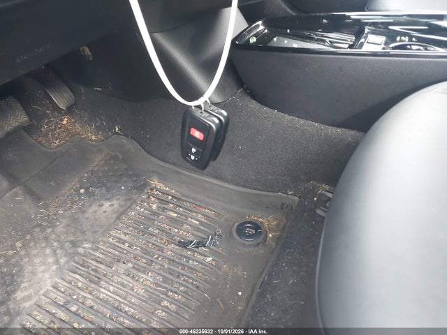 JTDL9MFU6M3029849 Toyota Prius Xle Awd-e