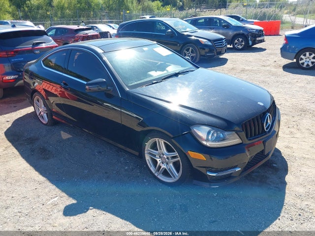 46235640 :رقم المزاد ، WDDGJ4HB0EG221627 vin ، 2014 Mercedes-benz C 250 مزاد بيع