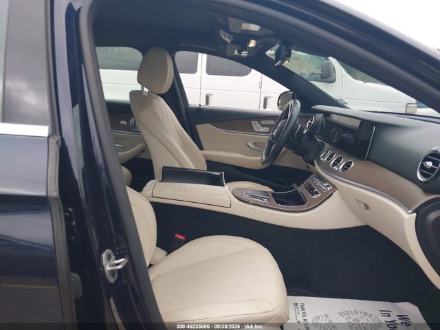 Продажа на аукционе авто 2022 Mercedes-benz E 350 4matic, vin: W1KZF8EB9NB024992, номер лота: 46235696