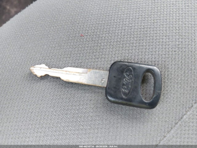 46235724 :رقم المزاد ، 1FTNE2EL1BDA18380 vin ، 2011 Ford E-250 Commercial مزاد بيع