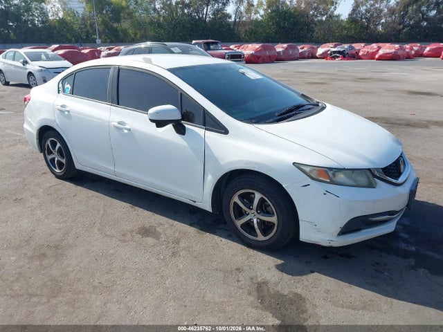 46235762 :رقم المزاد ، 19XFB2F70FE217830 vin ، 2015 Honda Civic Se مزاد بيع