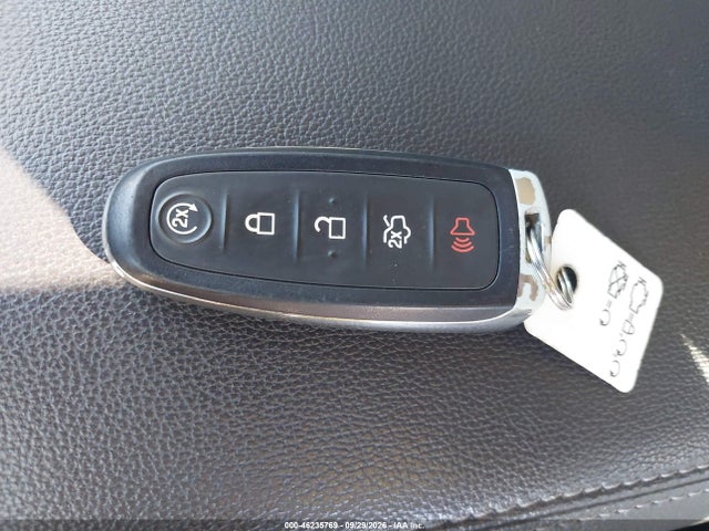 Продаж на аукціоні авто 2019 Ford Escape Titanium, vin: 1FMCU9J98KUA70632, номер лоту: 46235769