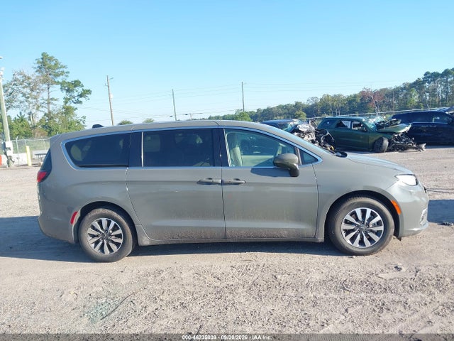 Продажа на аукционе авто 2023 Chrysler Pacifica Hybrid Touring L, vin: 2C4RC1L79PR523076, номер лота: 46235809