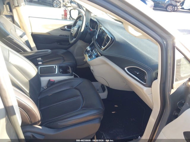 Продажа на аукционе авто 2023 Chrysler Pacifica Hybrid Touring L, vin: 2C4RC1L79PR523076, номер лота: 46235809