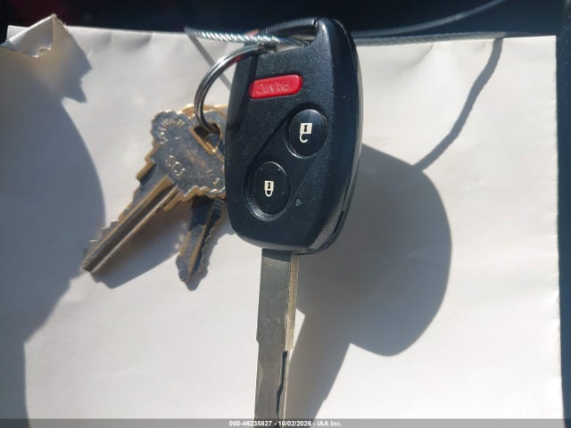 2011 Honda Fit Sport მანქანა იყიდება აუქციონზე, vin: JHMGE8H52BC026873, აუქციონის ნომერი: 46235827