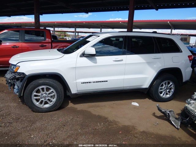 2019 Jeep Grand Cherokee Laredo 4x4 მანქანა იყიდება აუქციონზე, vin: 1C4RJFAG1KC551686, აუქციონის ნომერი: 46235839