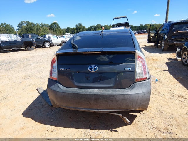 Продажа на аукционе авто 2015 Toyota Prius Two, vin: JTDKN3DU3F0472985, номер лота: 46235904