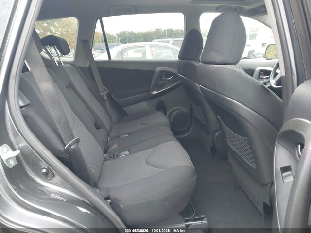 46236020 :رقم المزاد ، JTMRK4DV5B5099211 vin ، 2011 Toyota Rav4 Sport V6 مزاد بيع
