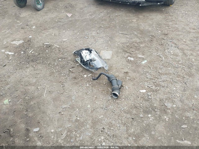 46236027 :رقم المزاد ، JTDKN3DU4B1415988 vin ، 2011 Toyota Prius Three مزاد بيع