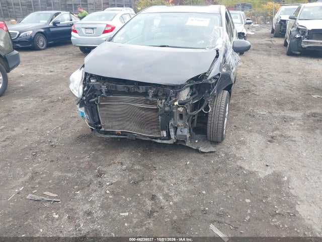 46236027 :رقم المزاد ، JTDKN3DU4B1415988 vin ، 2011 Toyota Prius Three مزاد بيع