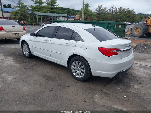 2013 Chrysler 200 Lx მანქანა იყიდება აუქციონზე, vin: 1C3CCBAB9DN624067, აუქციონის ნომერი: 46236084