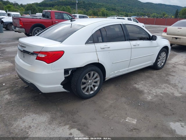 2013 Chrysler 200 Lx მანქანა იყიდება აუქციონზე, vin: 1C3CCBAB9DN624067, აუქციონის ნომერი: 46236084