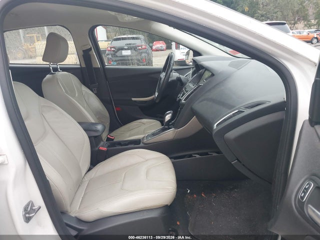 Продаж на аукціоні авто 2016 Ford Focus Titanium, vin: 1FADP3N28GL356557, номер лоту: 46236113