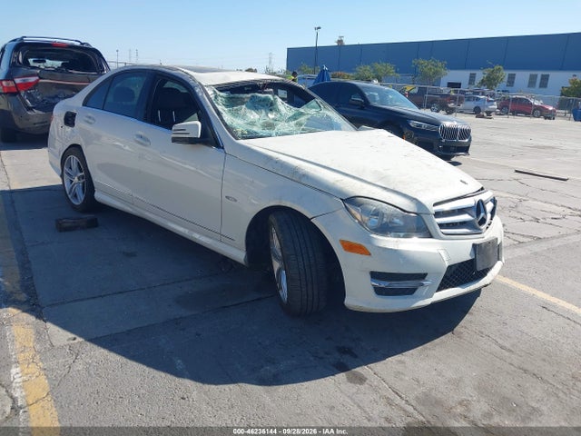 Продажа на аукционе авто 2012 Mercedes-benz C 250 Sport, vin: WDDGF4HBXCA654602, номер лота: 46236144