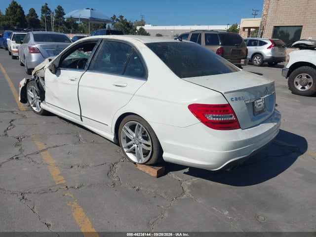 46236144 :رقم المزاد ، WDDGF4HBXCA654602 vin ، 2012 Mercedes-benz C 250 Sport مزاد بيع