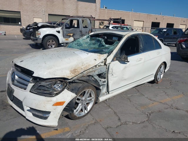 46236144 :رقم المزاد ، WDDGF4HBXCA654602 vin ، 2012 Mercedes-benz C 250 Sport مزاد بيع