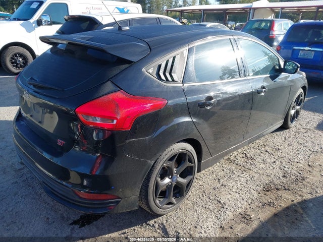 46236229 :رقم المزاد ، 1FADP3L9XGL384666 vin ، 2016 Ford Focus St مزاد بيع