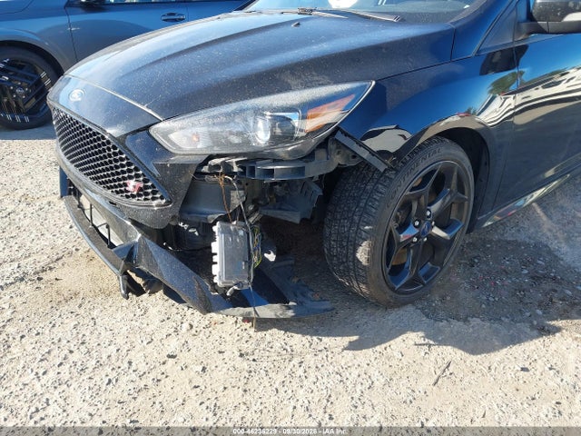 46236229 :رقم المزاد ، 1FADP3L9XGL384666 vin ، 2016 Ford Focus St مزاد بيع