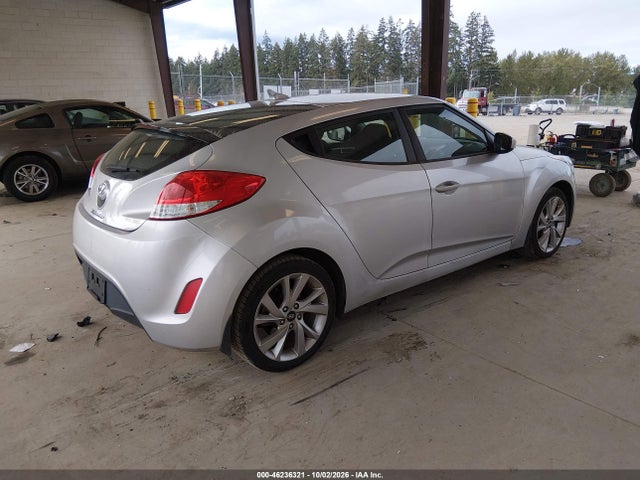 KMHTC6AD5GU251961 Hyundai Veloster
