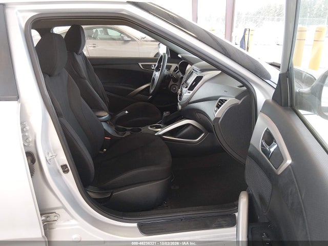 KMHTC6AD5GU251961 Hyundai Veloster