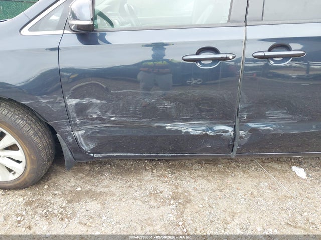 2016 Kia Sedona Ex მანქანა იყიდება აუქციონზე, vin: KNDMC5C13G6180284, აუქციონის ნომერი: 46236351
