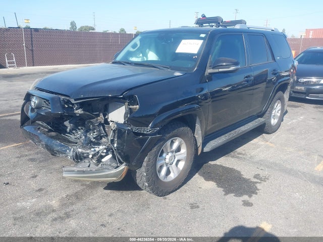 Toyota 4runner Sr5 Premium 2016 JTEZU5JRXG5116028 Image 2