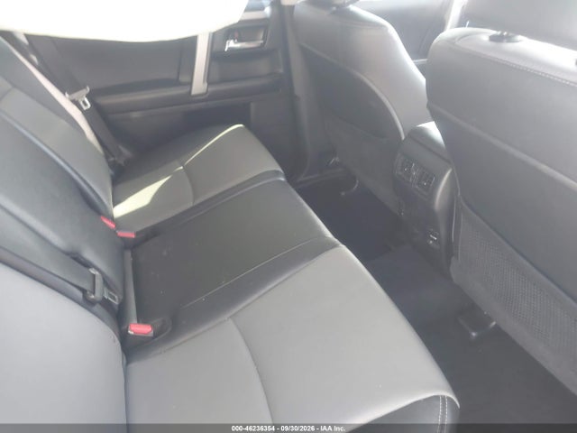 Toyota 4runner Sr5 Premium 2016 JTEZU5JRXG5116028 Image 8