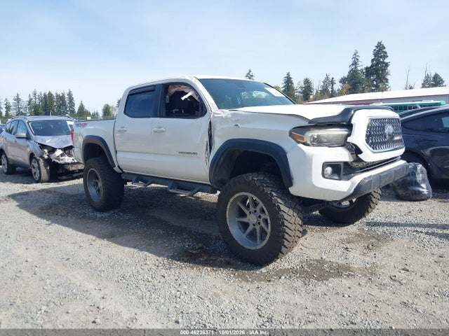 Toyota Tacoma Trd Off Road 2018 3TMCZ5AN6JM141065 zdjęcie główne