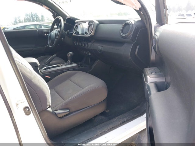 3TMCZ5AN6JM141065 Toyota Tacoma Trd Off Road