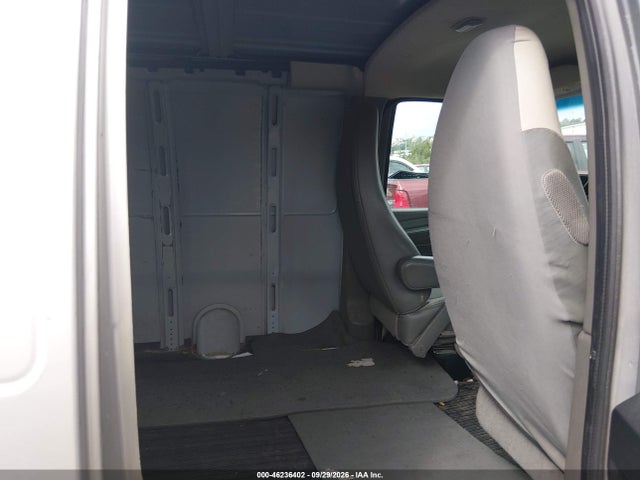 2010 Chevrolet Express 2500 Work Van მანქანა იყიდება აუქციონზე, vin: 1GCZGFBA1A1140758, აუქციონის ნომერი: 46236402
