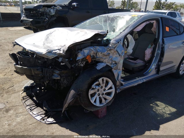 5NPD74LF6HH087535 Hyundai ELANTRA SE